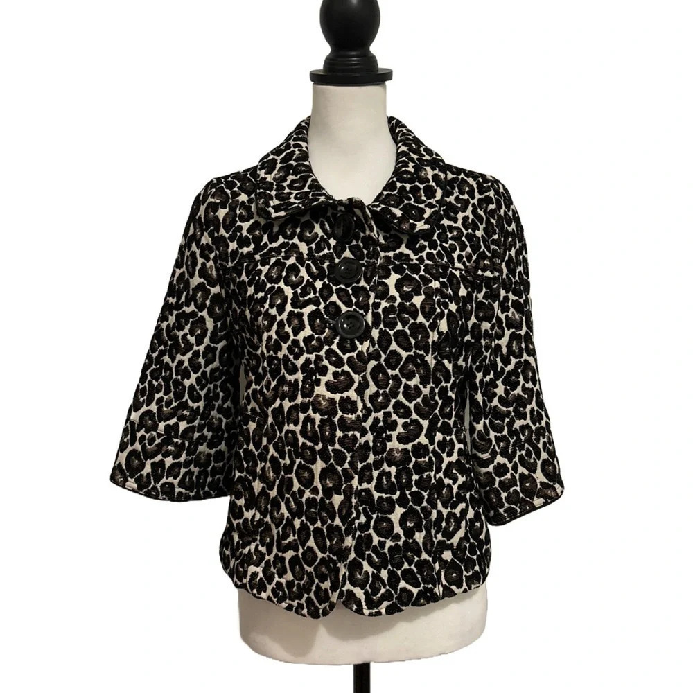Forever 21 Leopard Print Babydoll Jacket Small. Excellent condition!